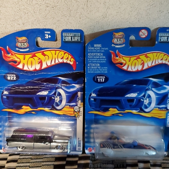 Hotwheels toy cars 2002 - Picture 3 of 5